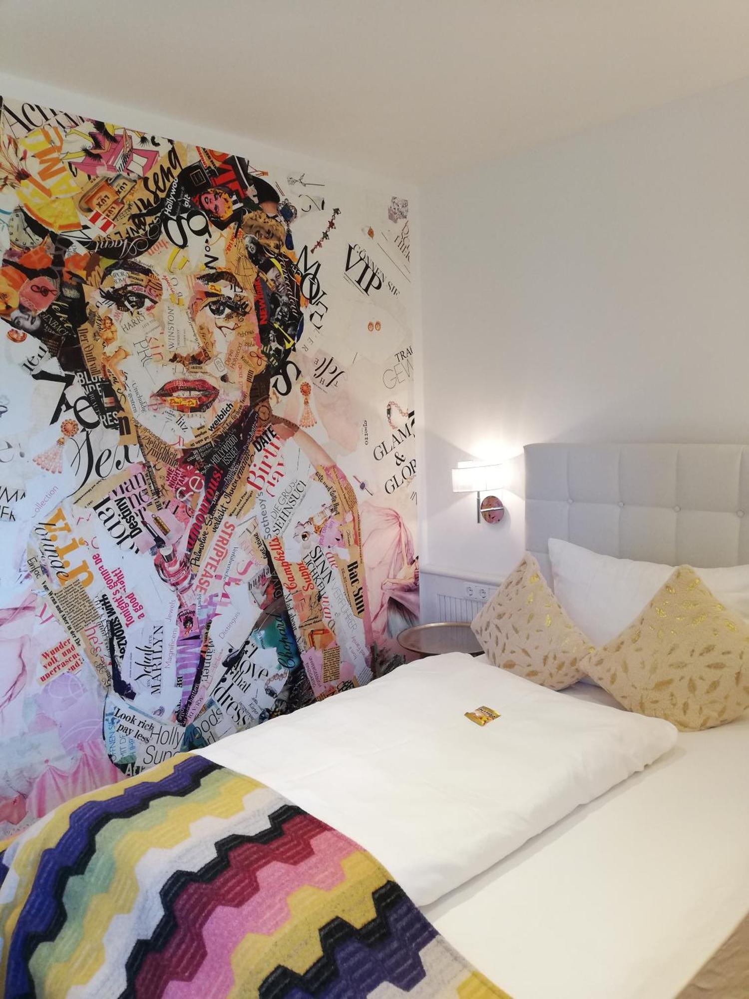 Gartenhotel Salzach Бурґгаузен Екстер'єр фото