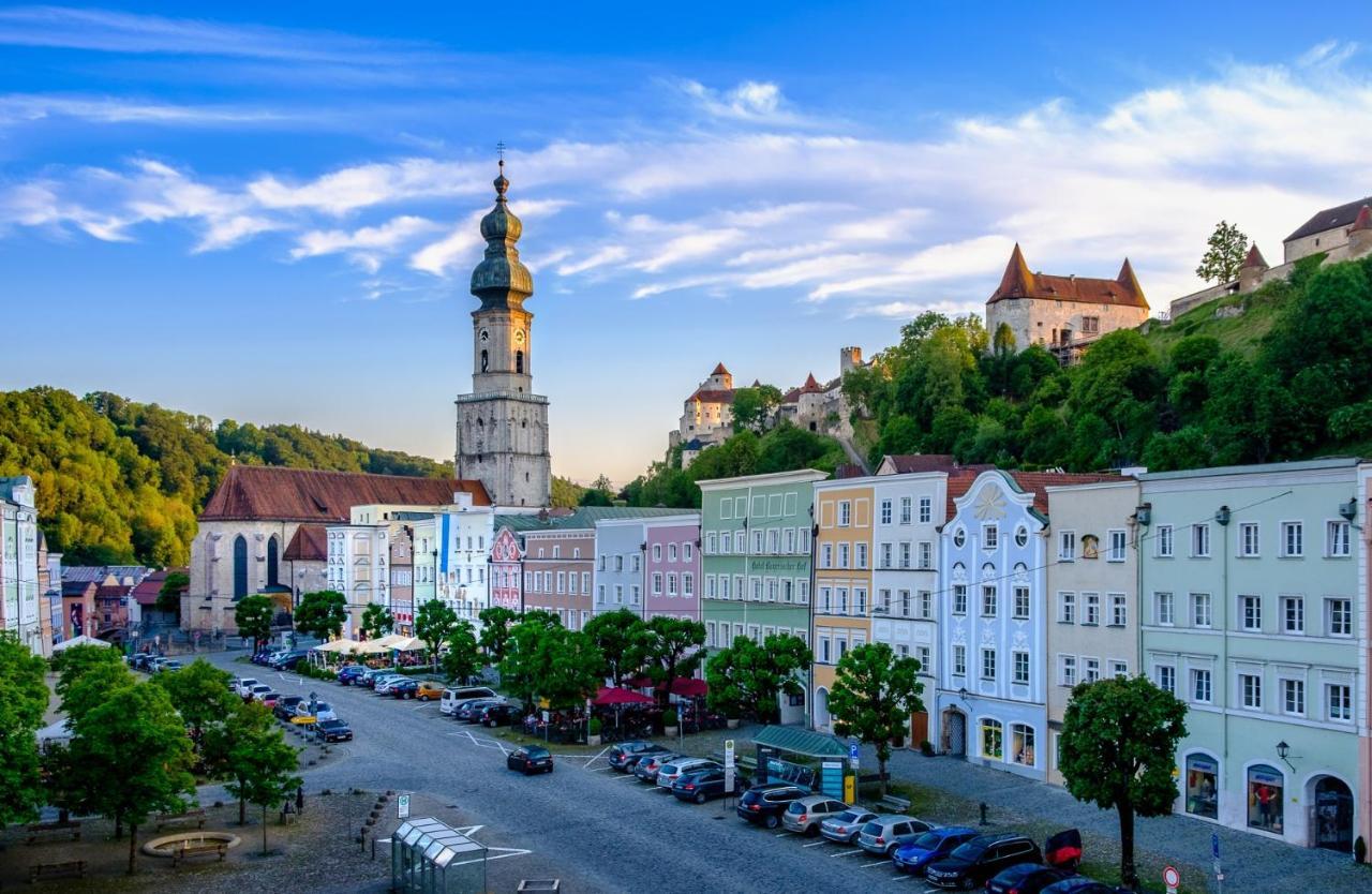 Gartenhotel Salzach Бурґгаузен Екстер'єр фото