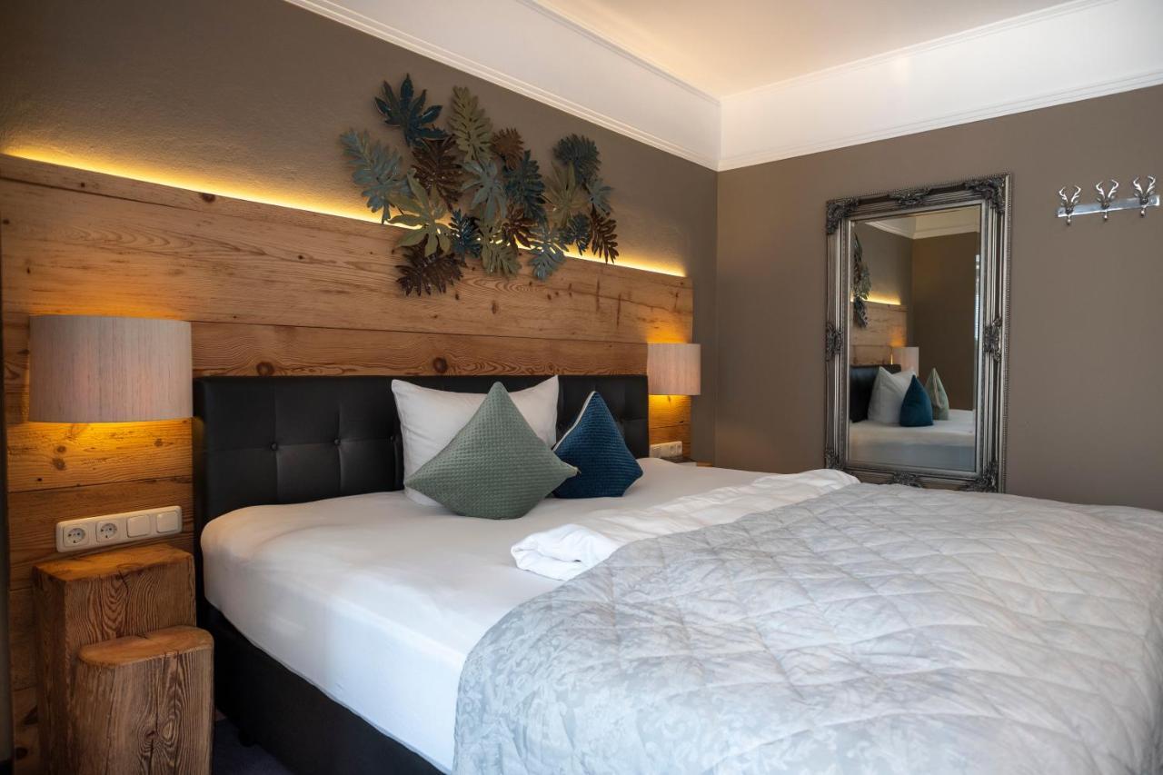 Gartenhotel Salzach Бурґгаузен Екстер'єр фото